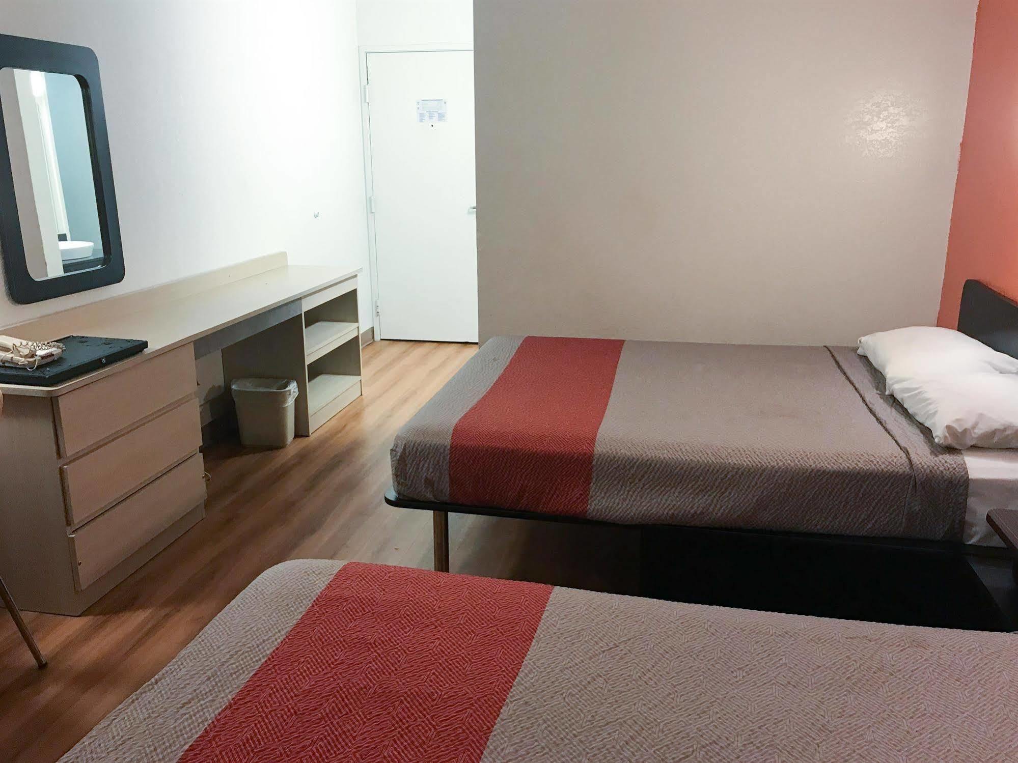 Motel 6 Little Rock South ภายนอก รูปภาพ
